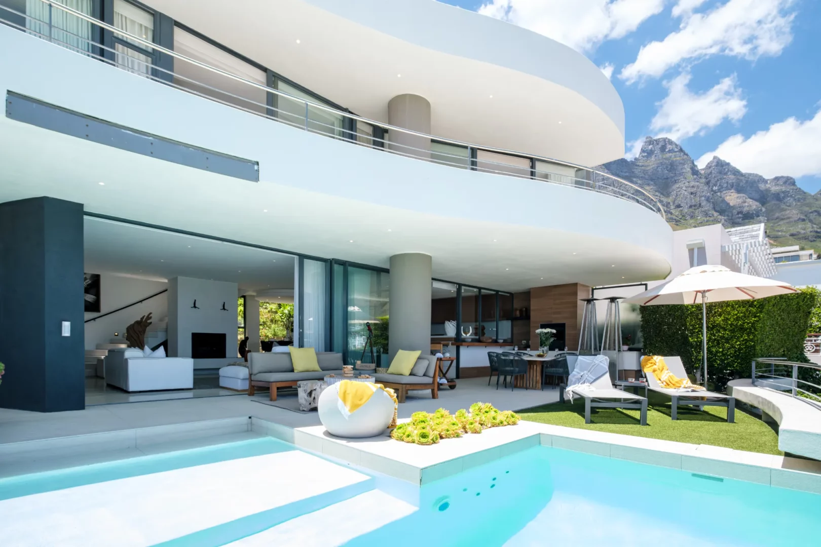 PANORAMIC  VIEWS